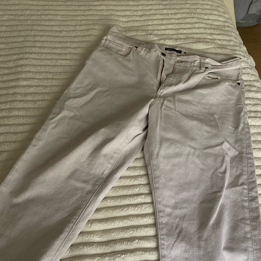 Levi’s Baggy Wide Leg Off White Jeans 🤍